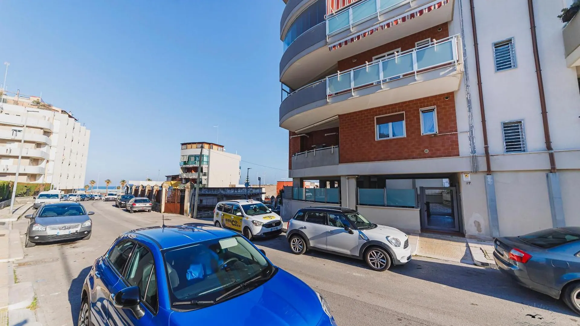 Wow Waterfront Apartment Μπάρι 0*,  Ιταλία