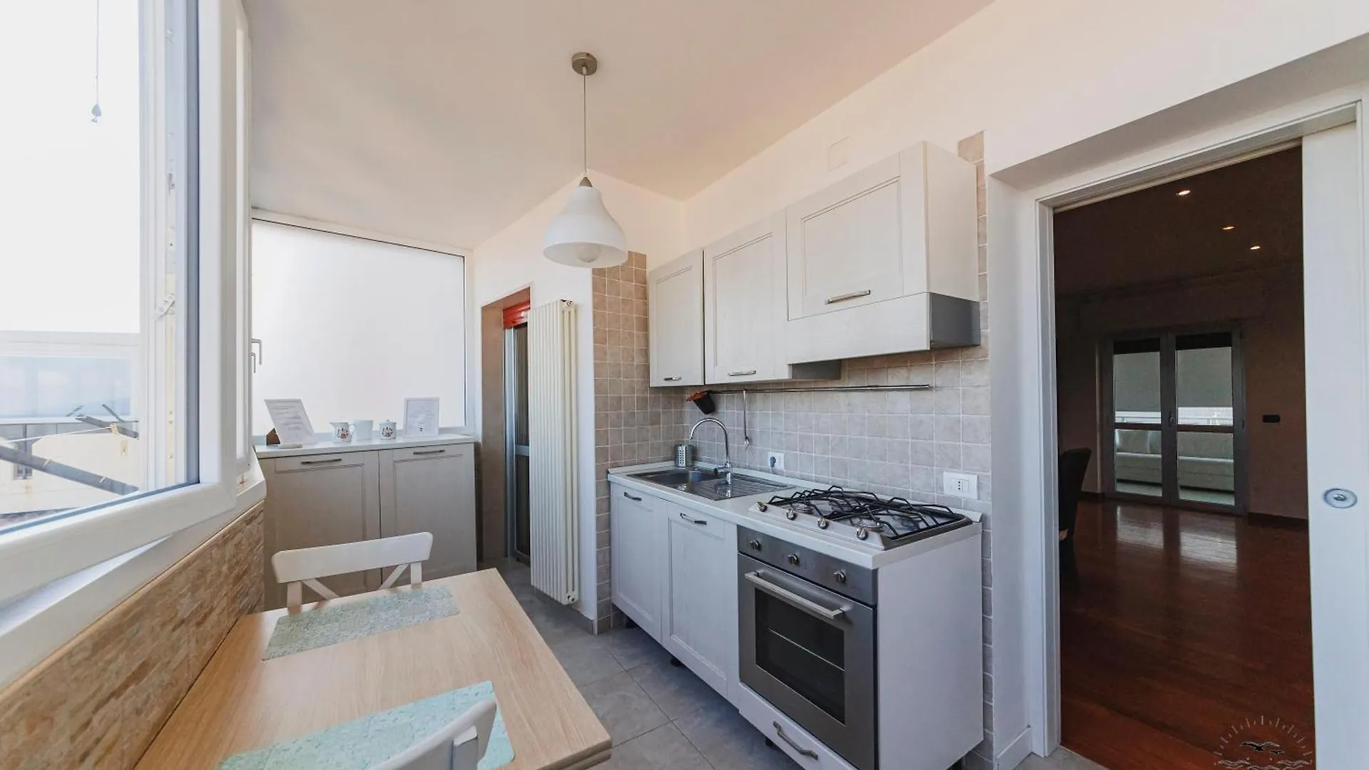 Wow Waterfront Apartment Bari