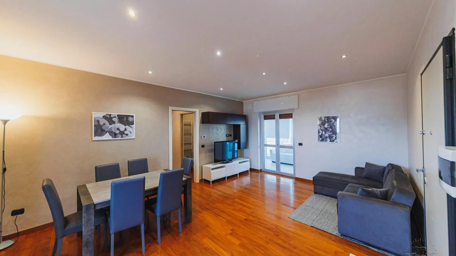 Wow Waterfront Apartment Μπάρι